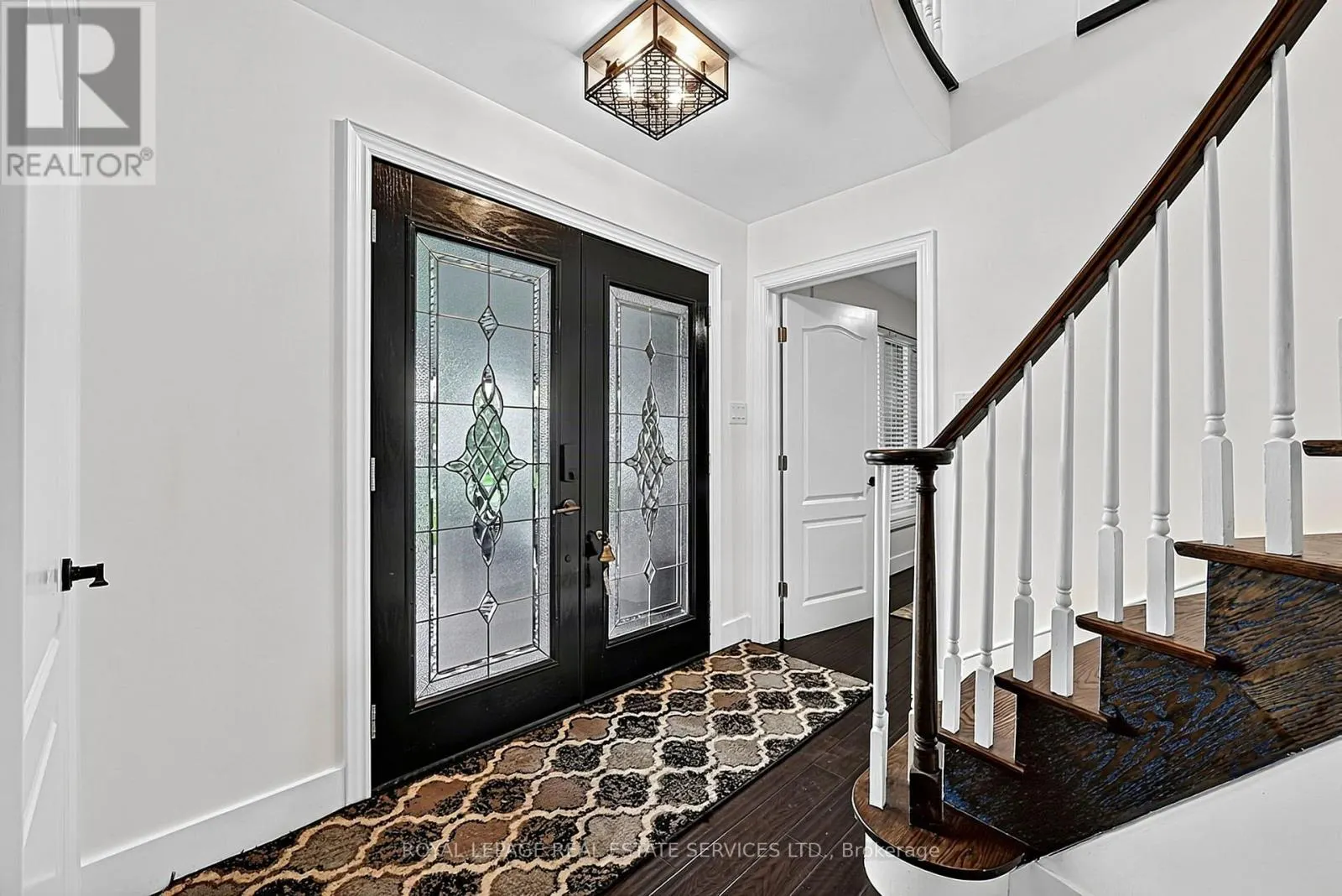 122 ALGONQUIN DRIVE