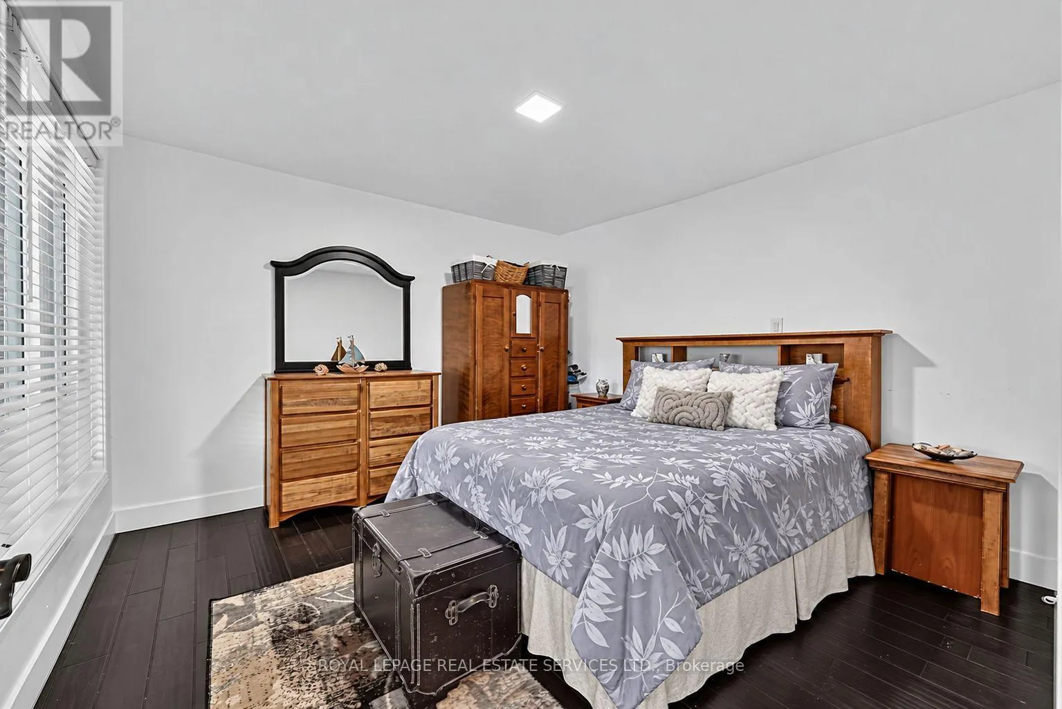 122 ALGONQUIN DRIVE