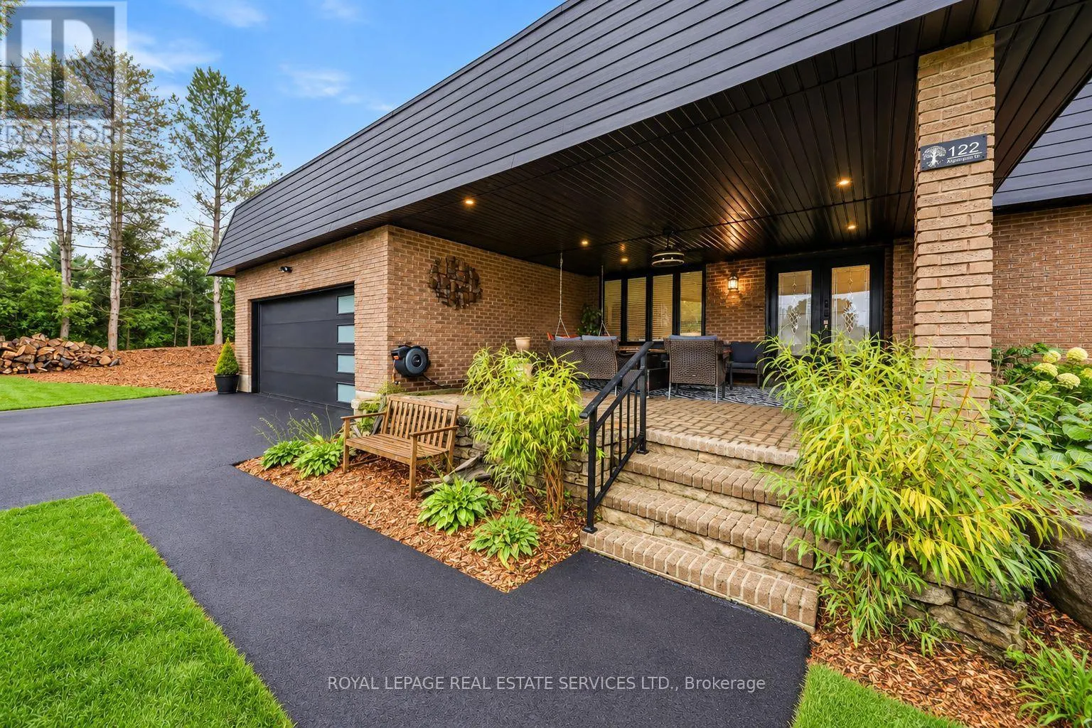 122 ALGONQUIN DRIVE
