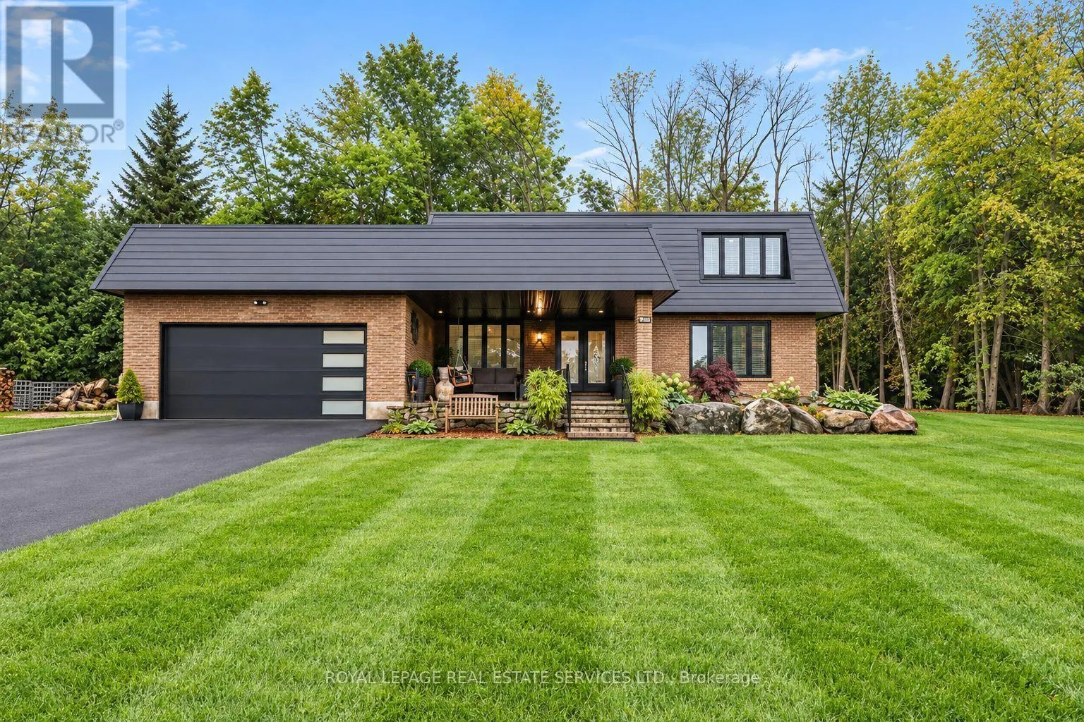 122 ALGONQUIN DRIVE