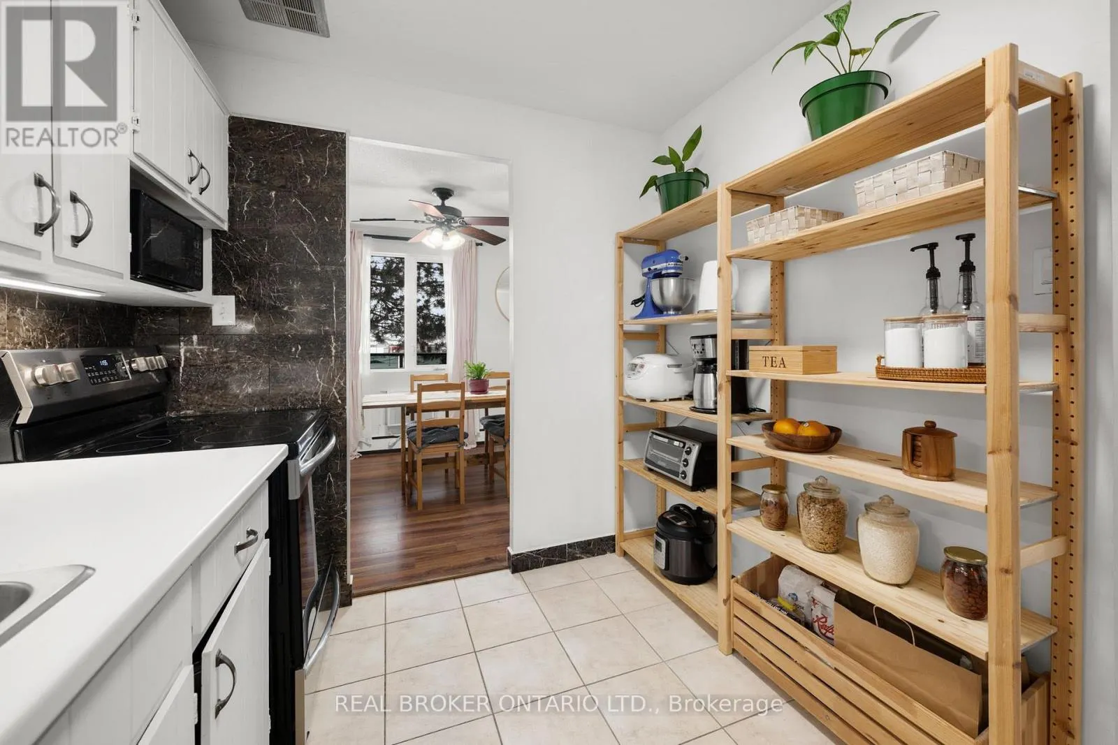 203 - 279 CHANDLER DRIVE