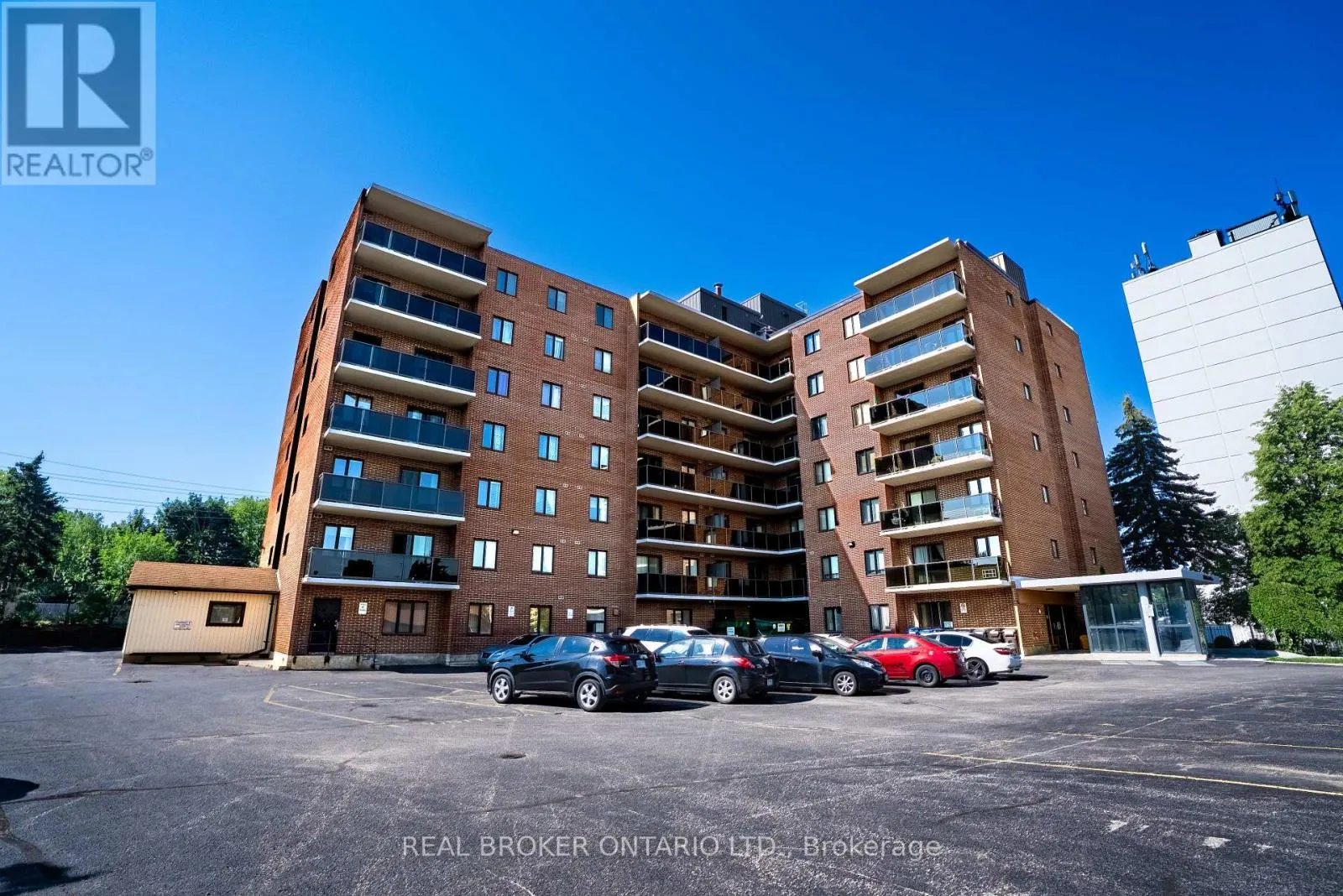 203 - 279 CHANDLER DRIVE