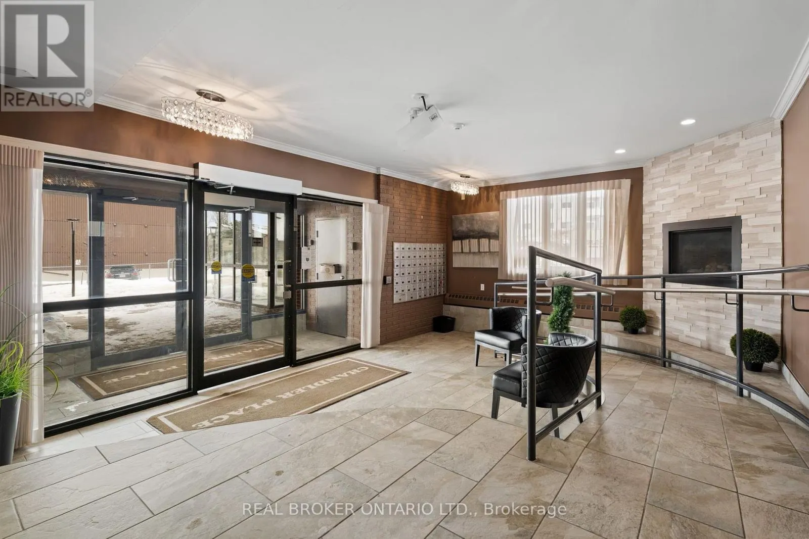 203 - 279 CHANDLER DRIVE