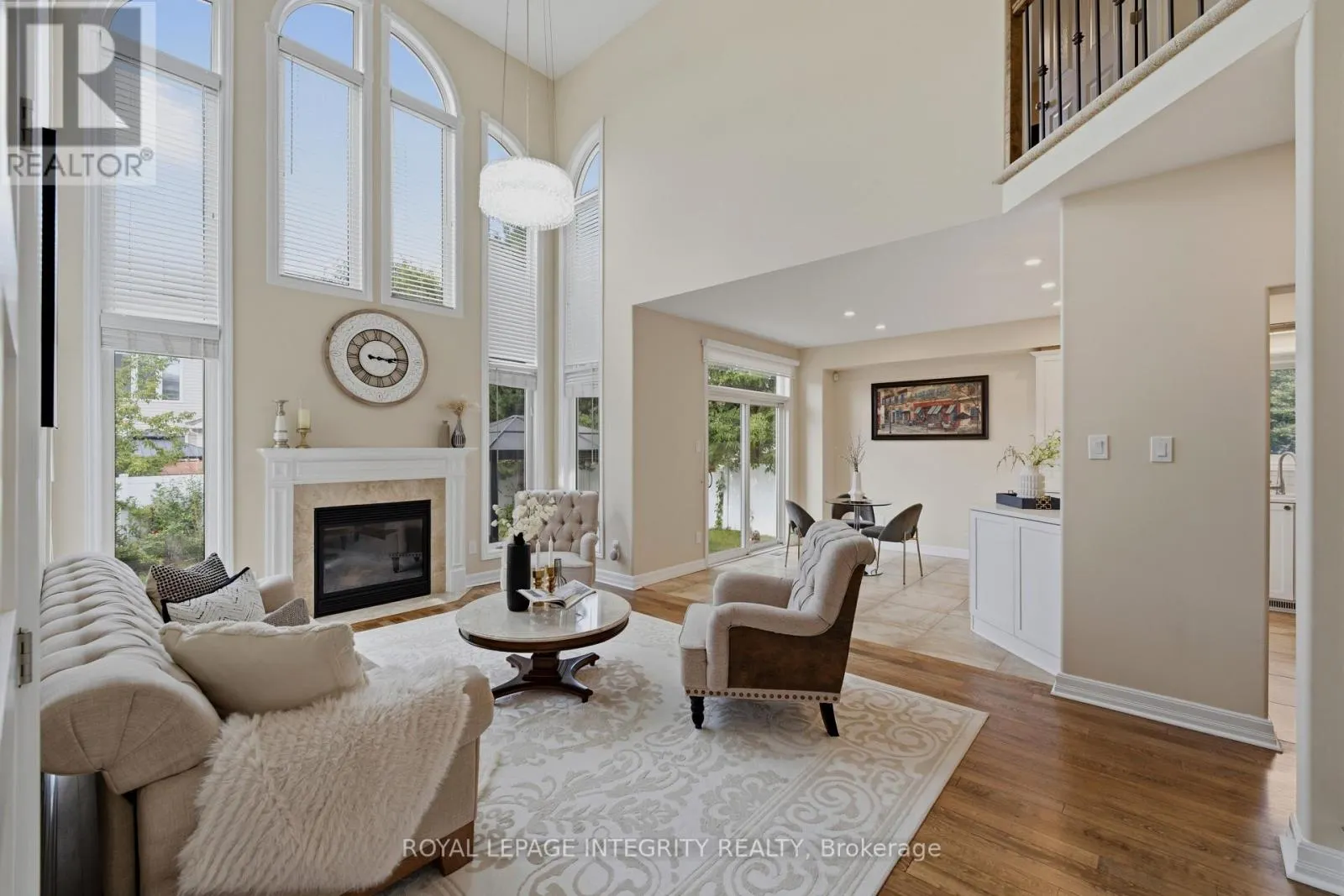 119 WOLISTON CRESCENT