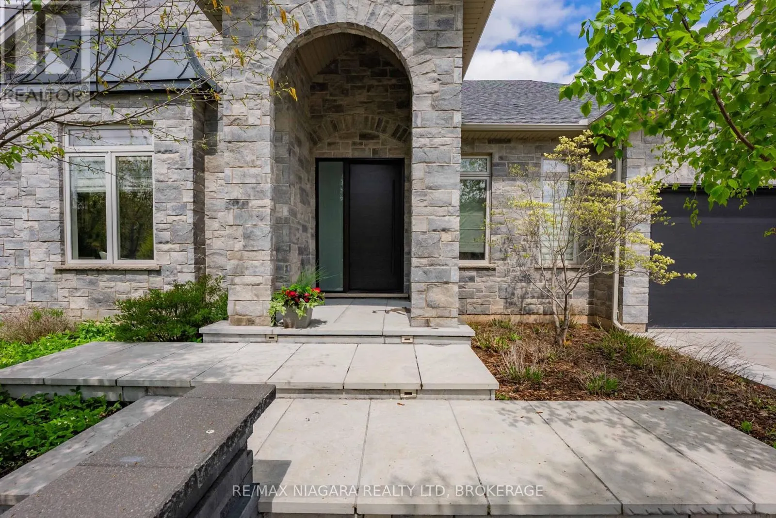 14 ANGELS DRIVE