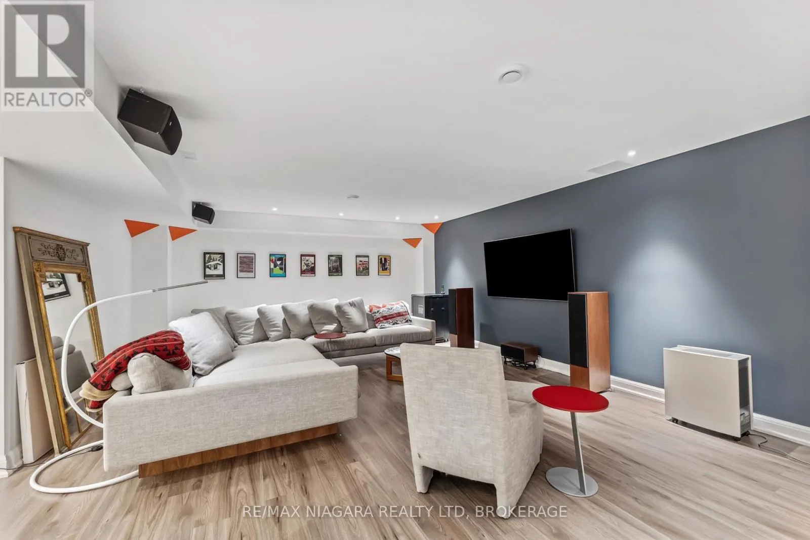 14 ANGELS DRIVE