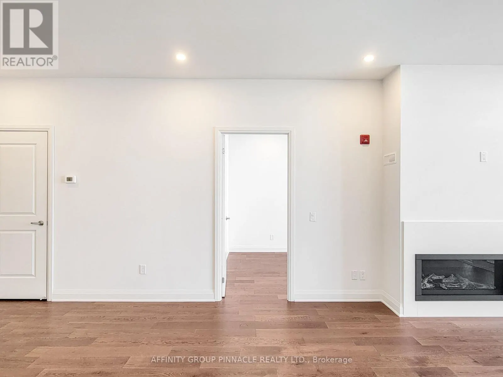 309 - 99 LOUISA STREET #309