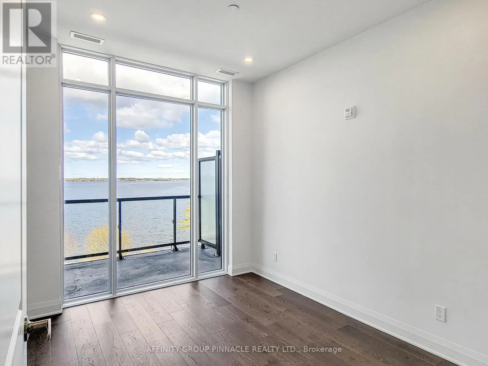 309 - 99 LOUISA STREET #309
