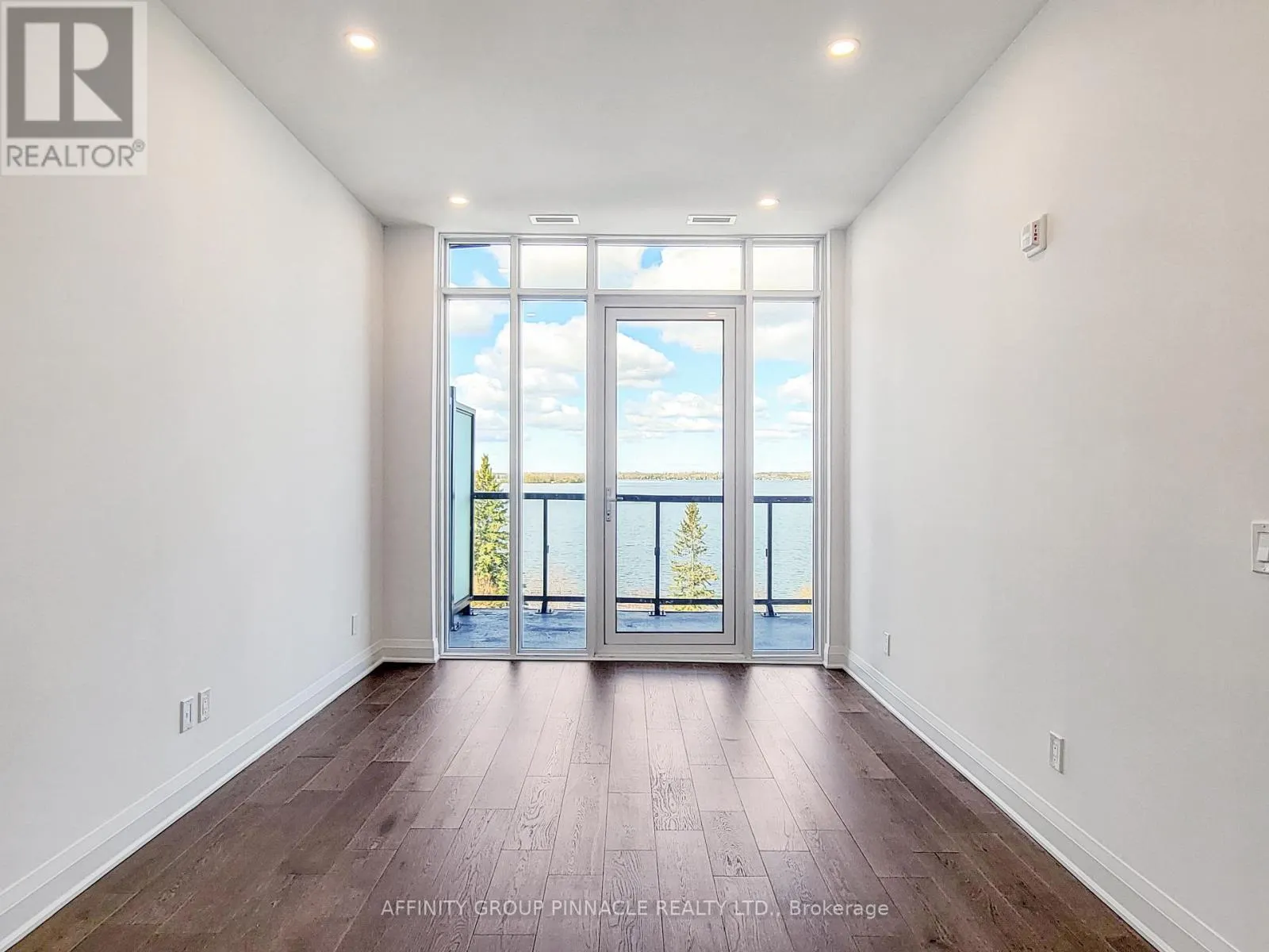309 - 99 LOUISA STREET #309