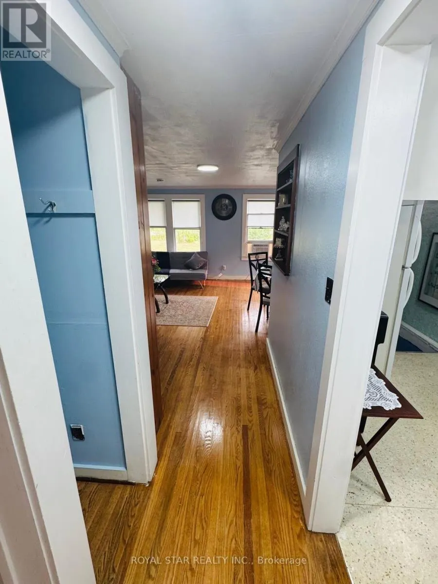 1726 TOWNLINE ROAD