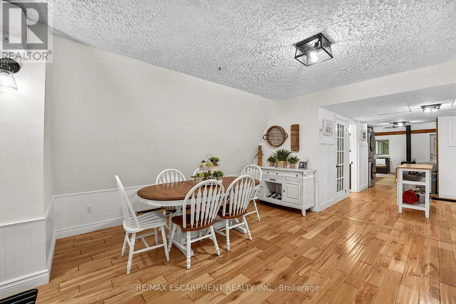 1073 CEDAR BEACH ROAD