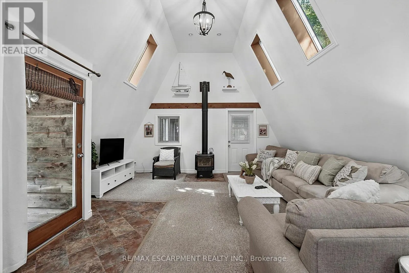 1073 CEDAR BEACH ROAD