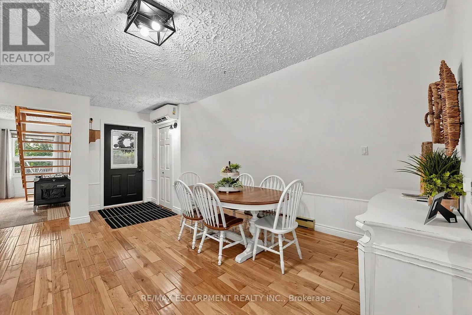 1073 CEDAR BEACH ROAD