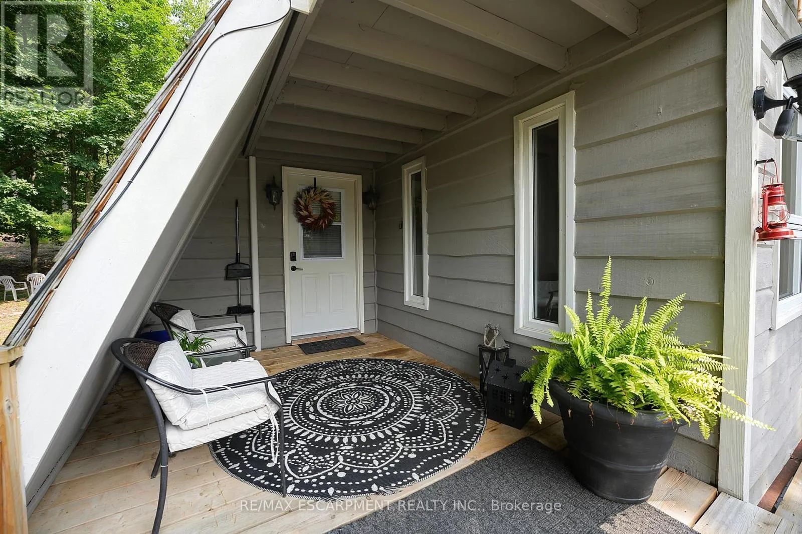 1073 CEDAR BEACH ROAD