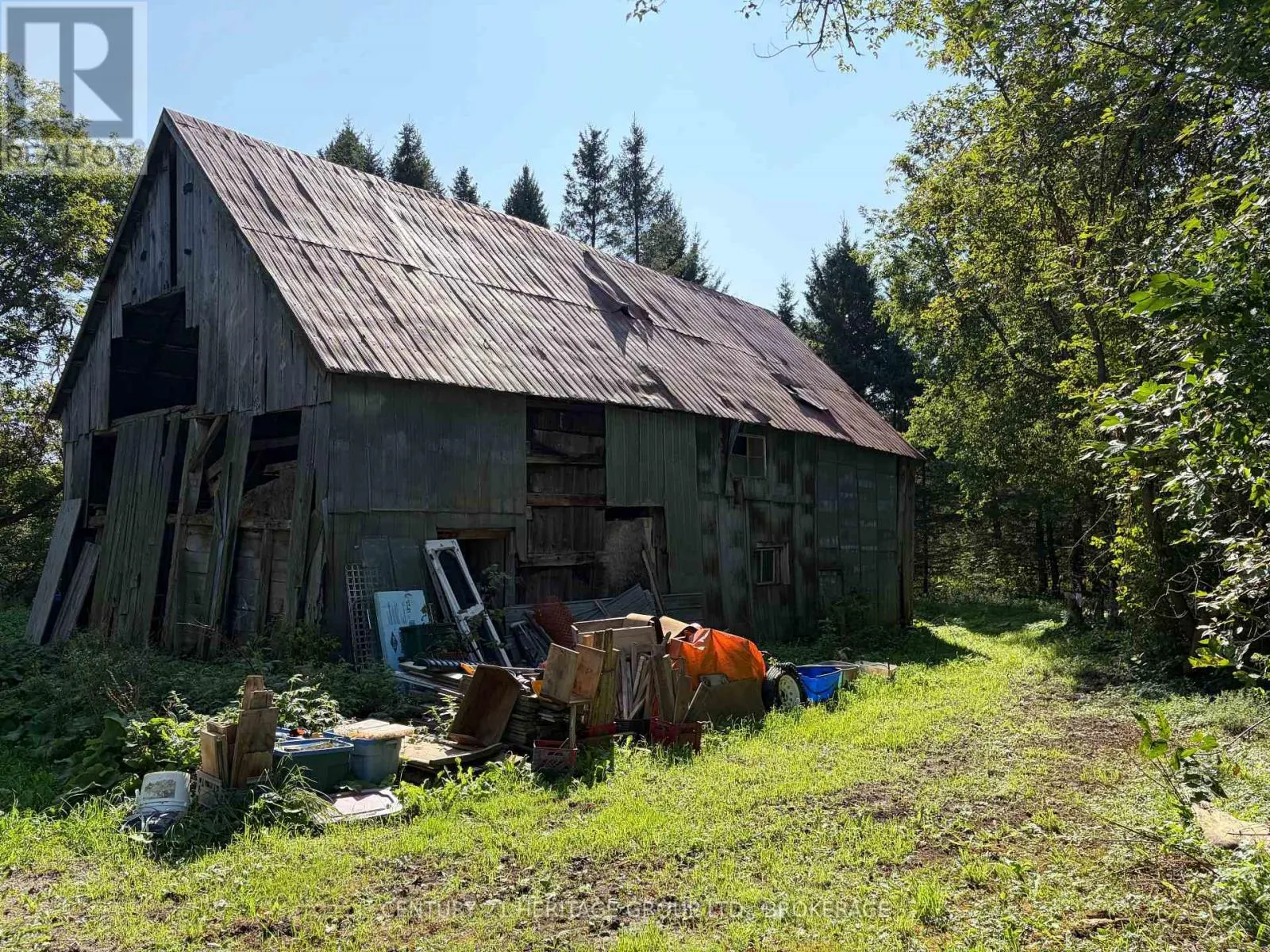 523 LOWER OAK LEAF ROAD