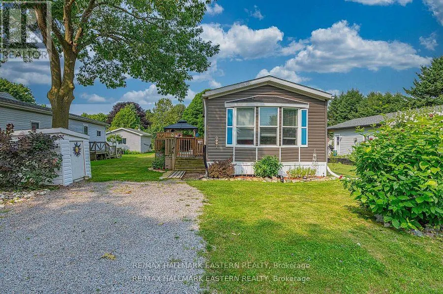 6 HILLVIEW DRIVE