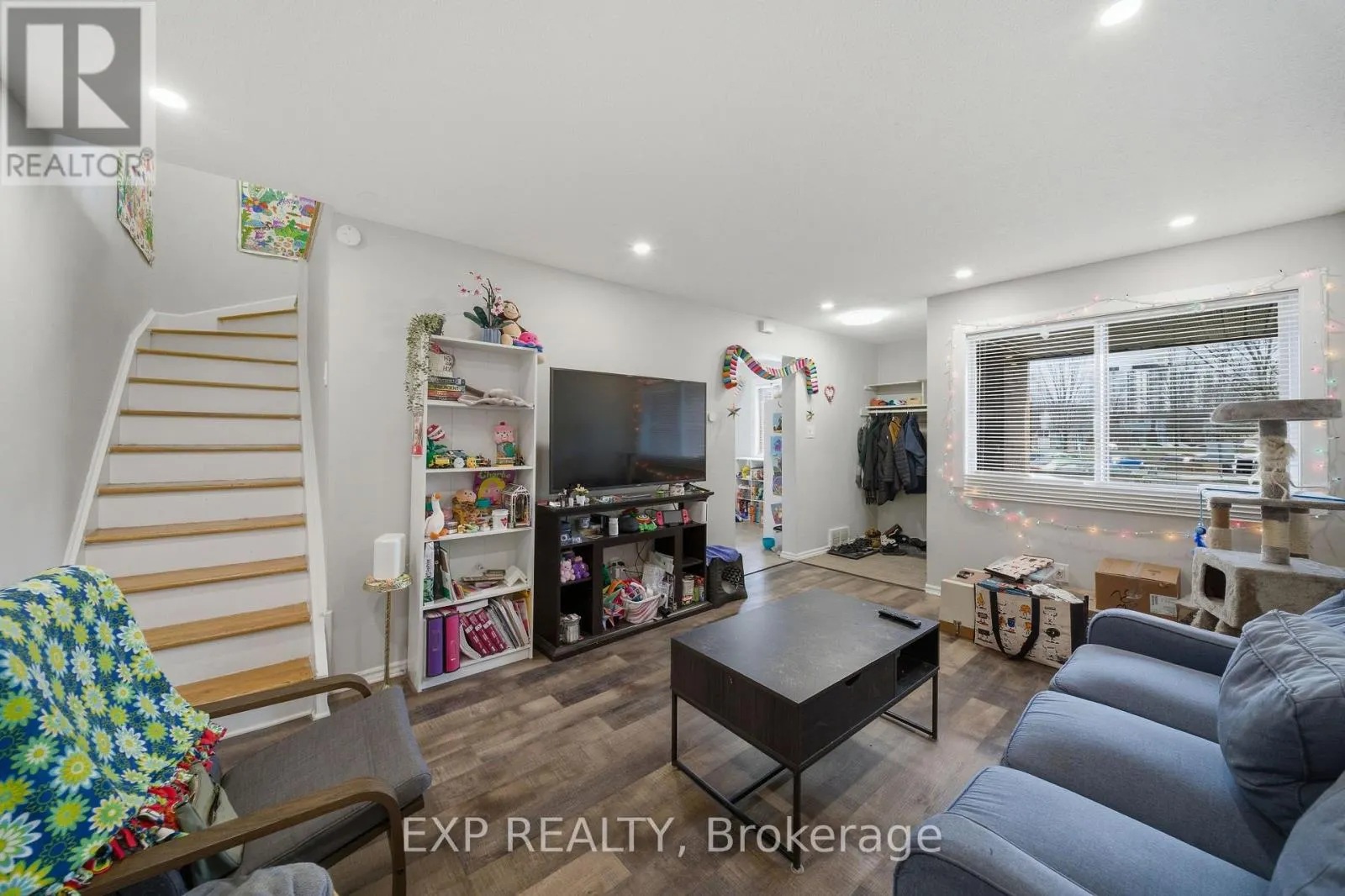 11 - 1675 HEATHERINGTON ROAD