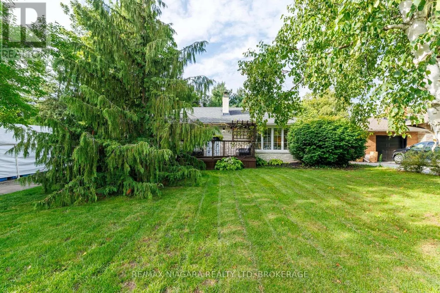 42 STRATHCONA DRIVE S