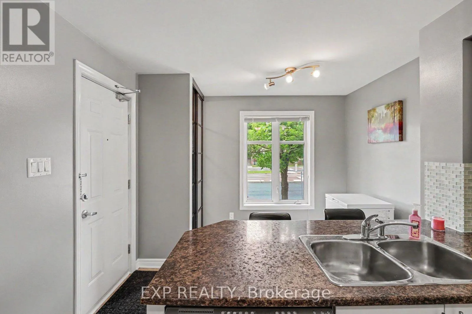 724A CHAPMAN MILLS DRIVE