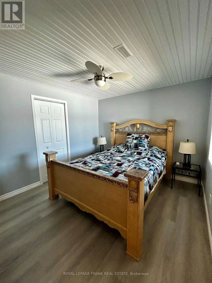 1758 PAPINEAU LAKE ROAD