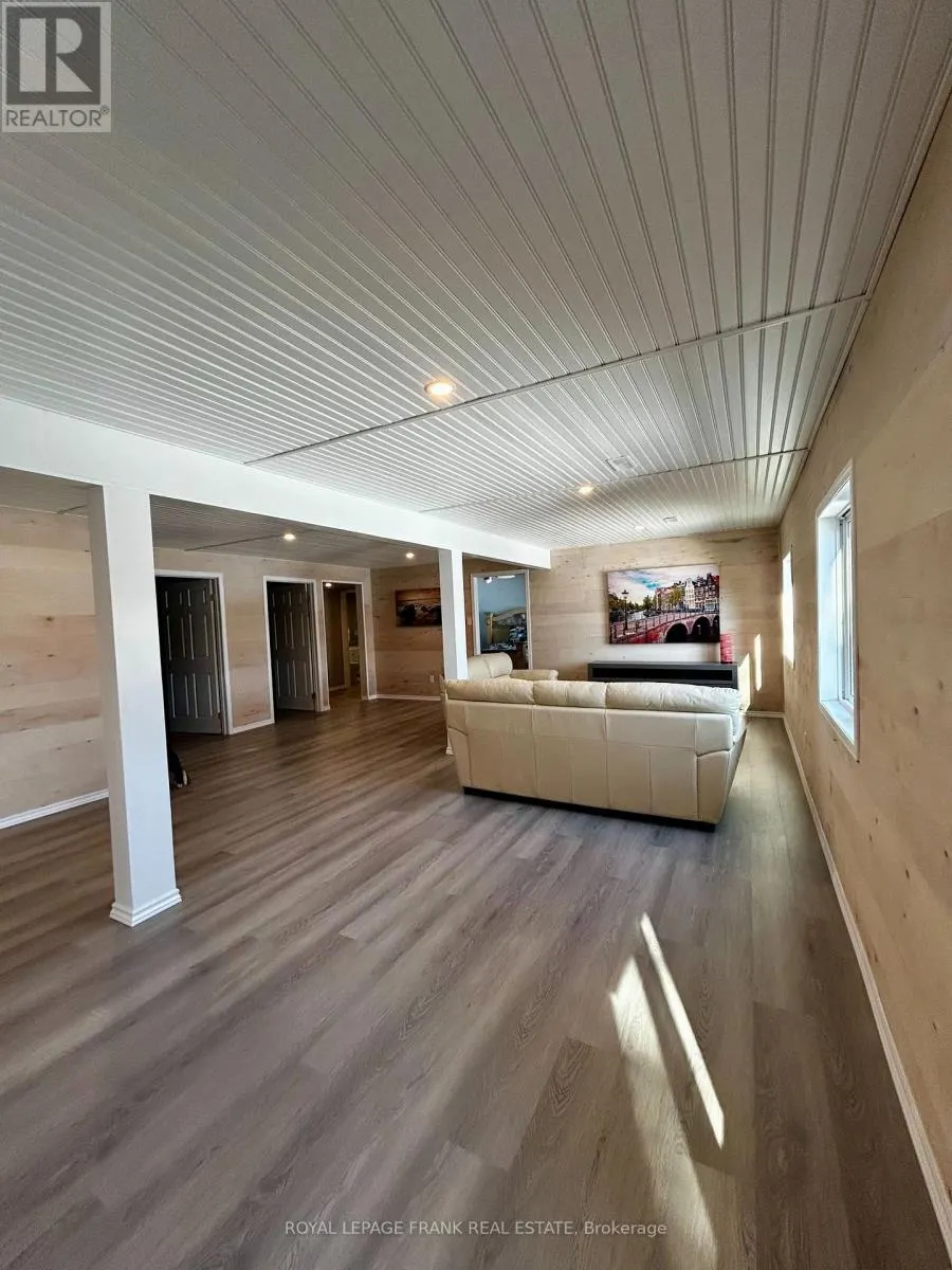 1758 PAPINEAU LAKE ROAD