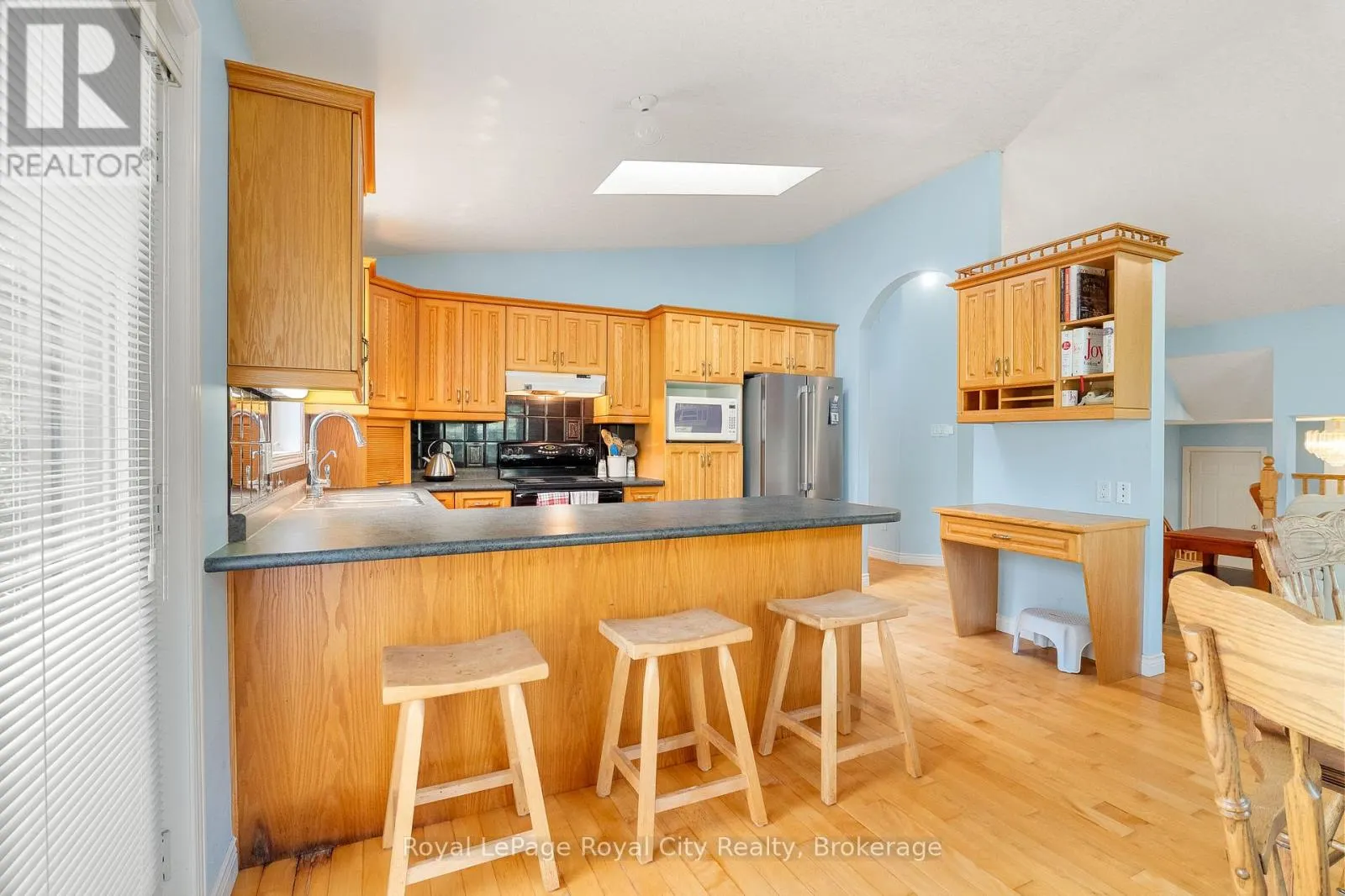 4452 SIDEROAD 20 N