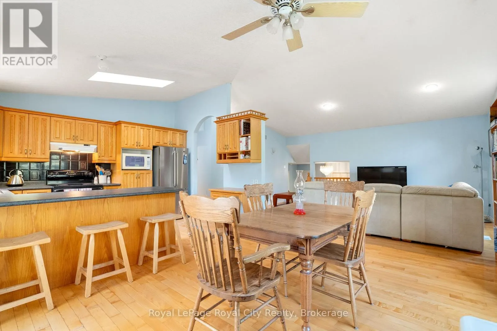 4452 SIDEROAD 20 N