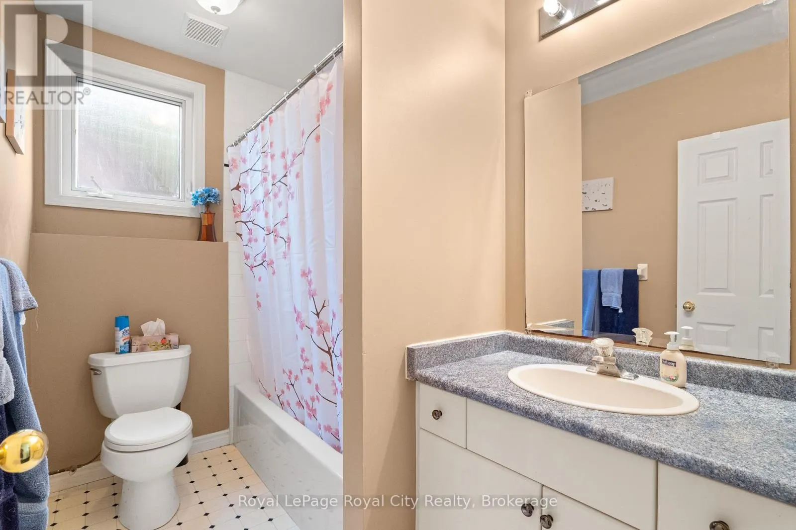 4452 SIDEROAD 20 N