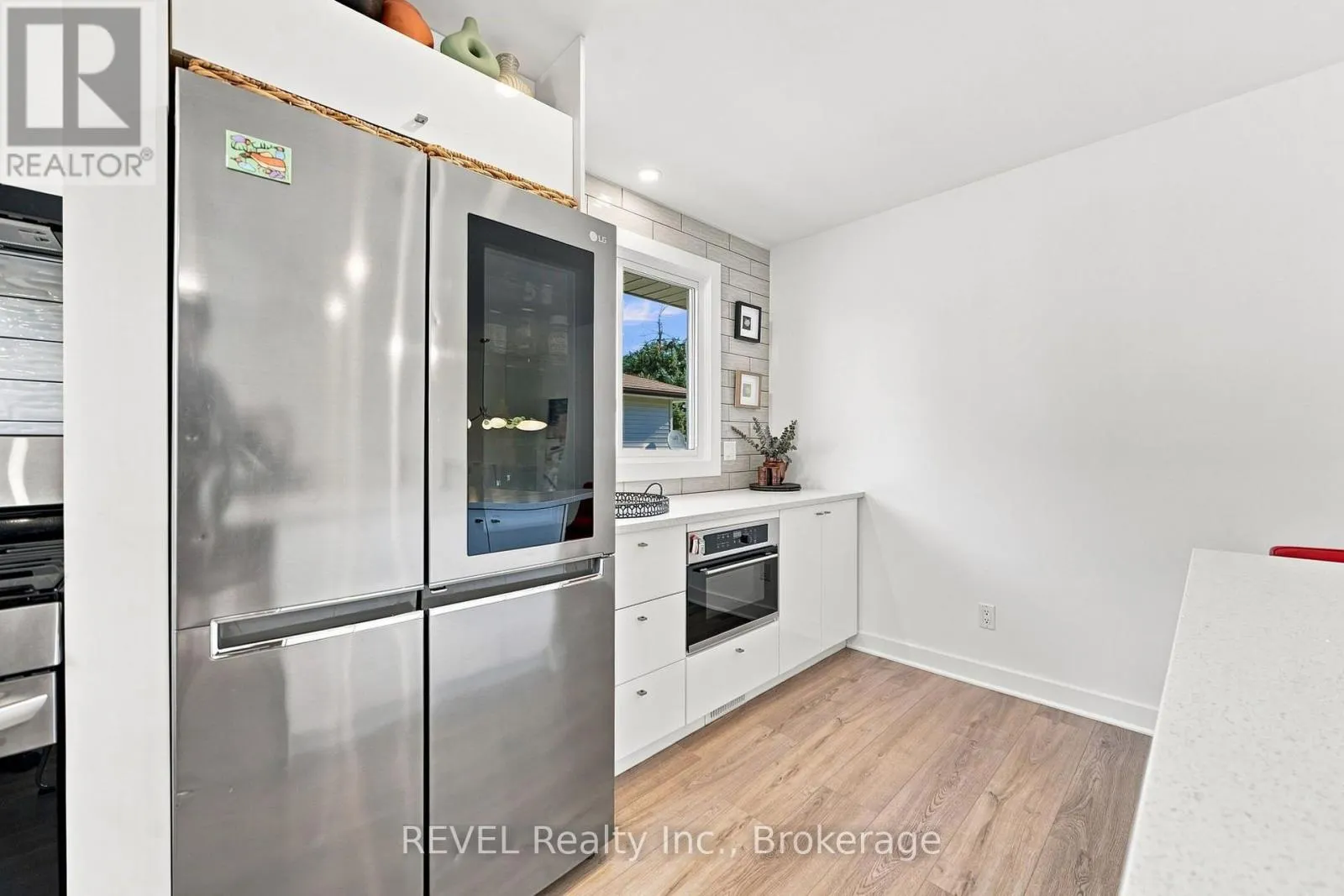 34 OAKWOOD STREET