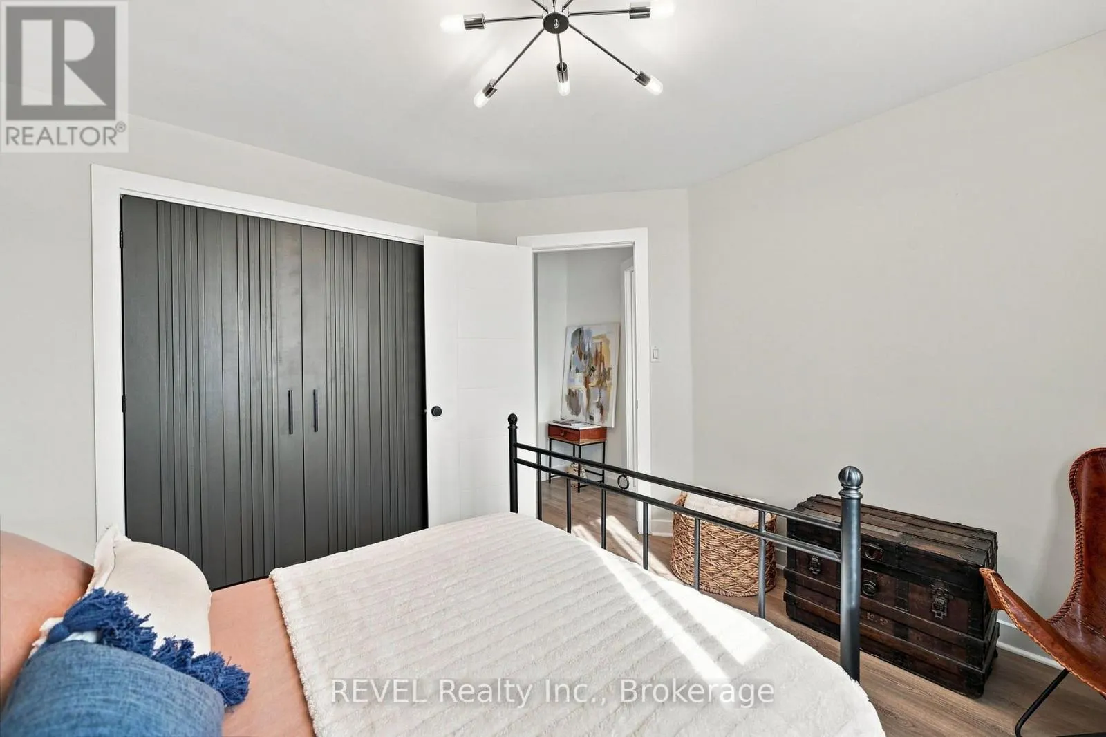 34 OAKWOOD STREET