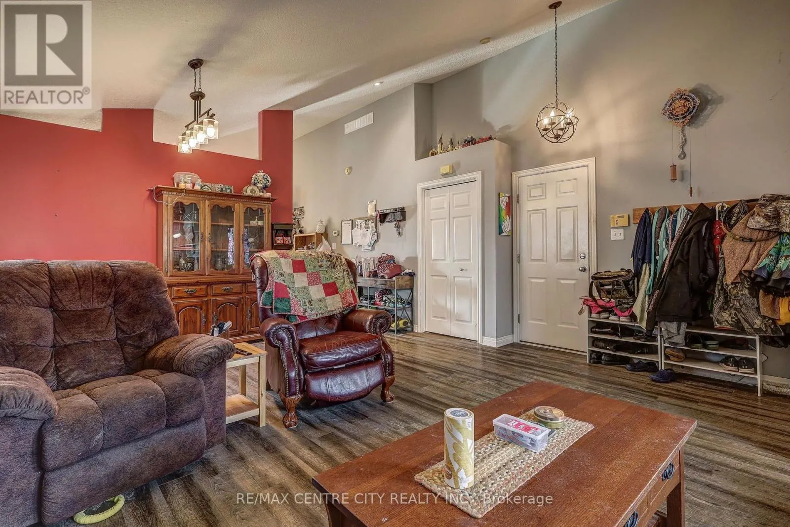 26 GLENVIEW COURT
