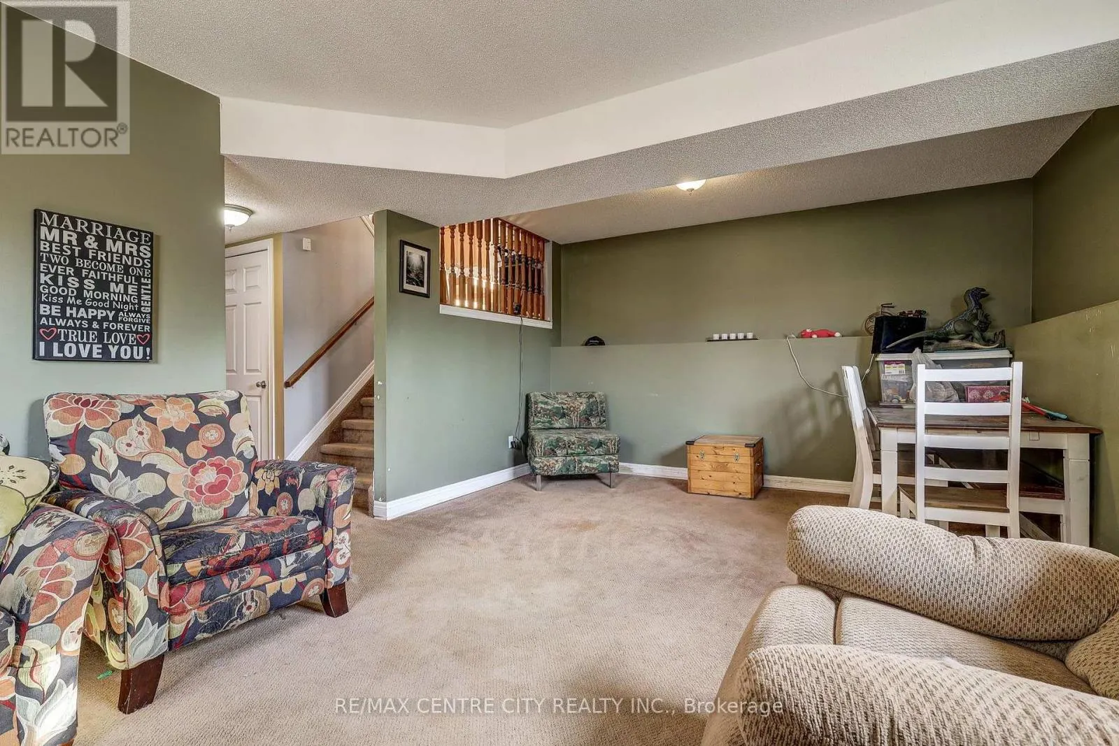 26 GLENVIEW COURT