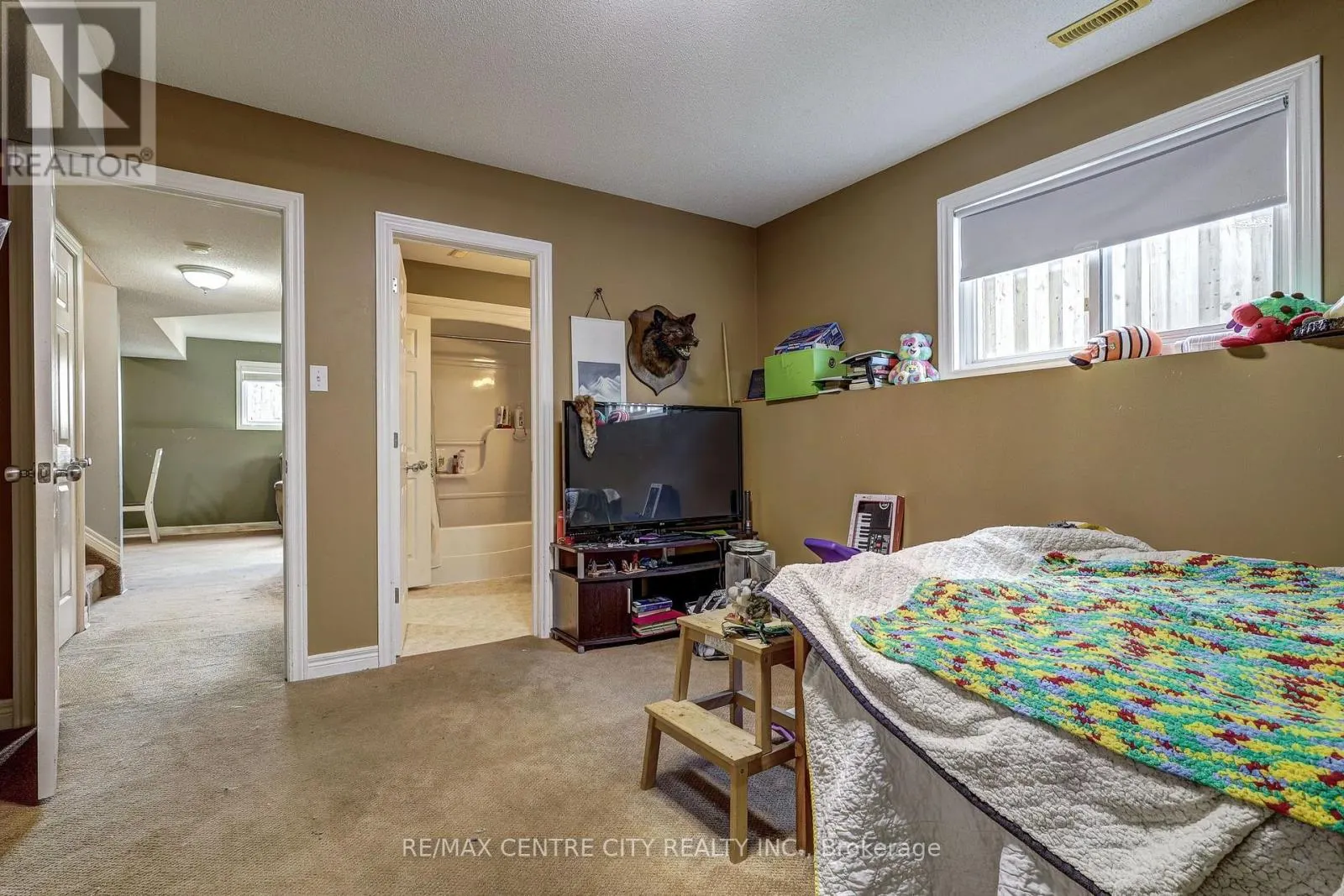 26 GLENVIEW COURT