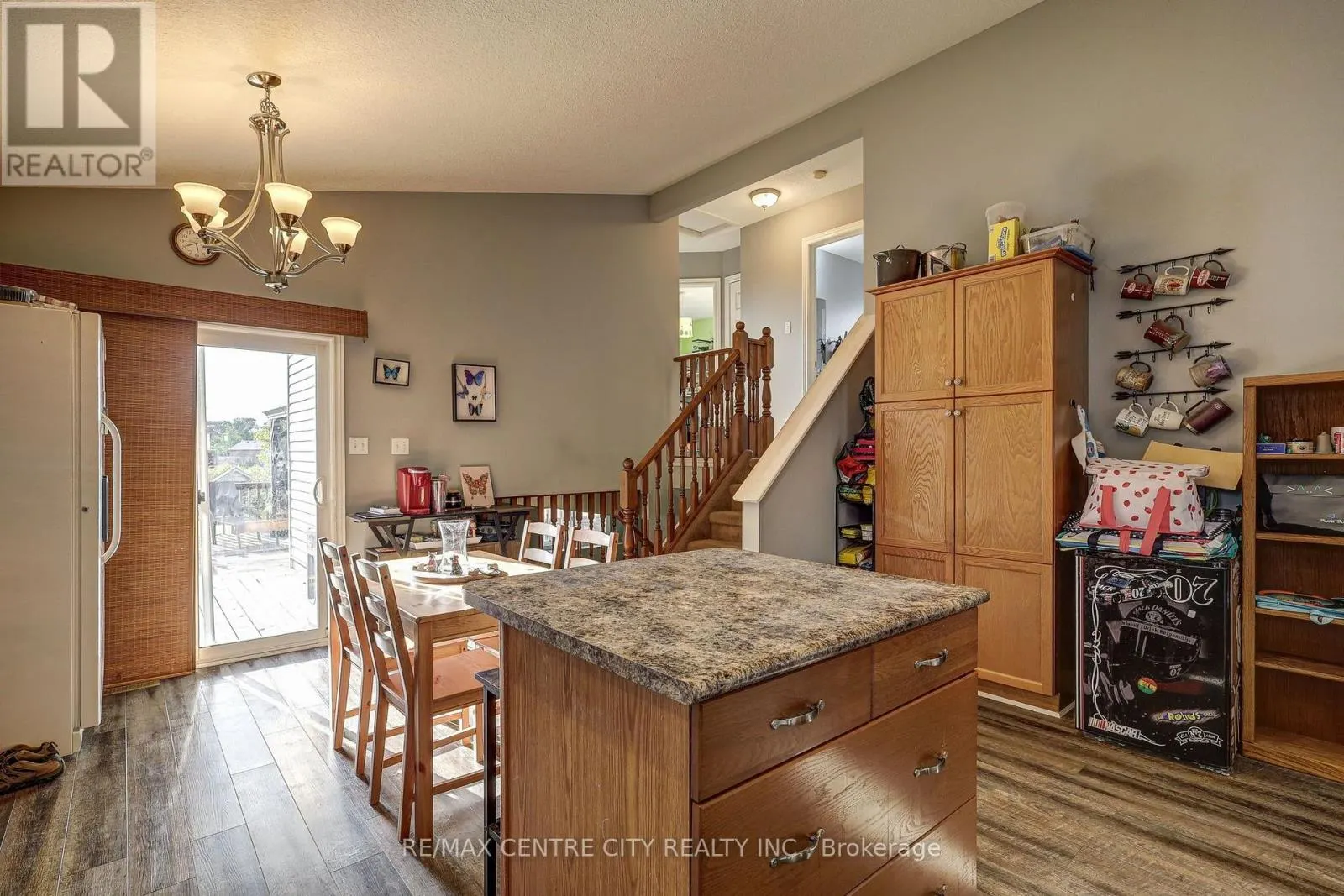 26 GLENVIEW COURT