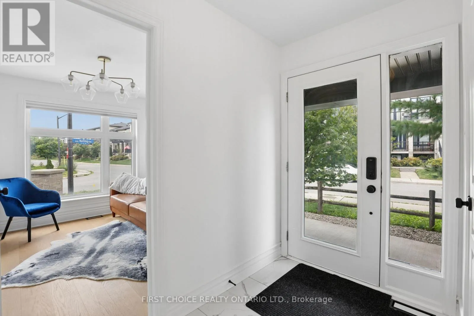 124 NUTTING CRESCENT