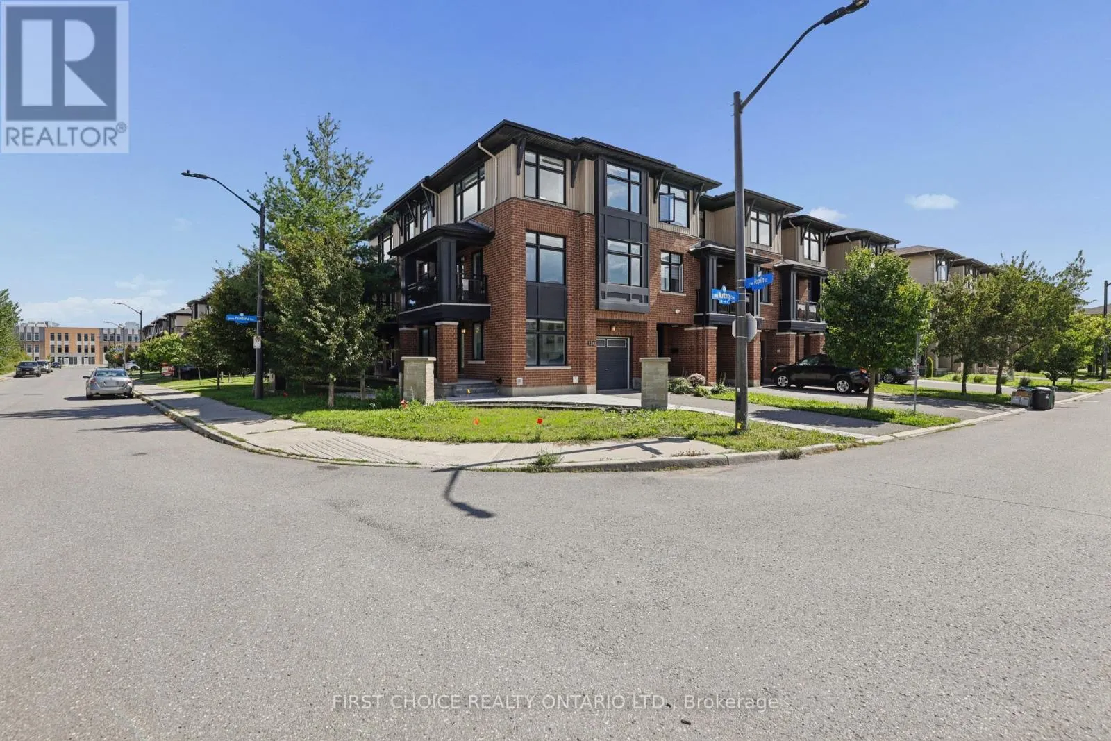 124 NUTTING CRESCENT