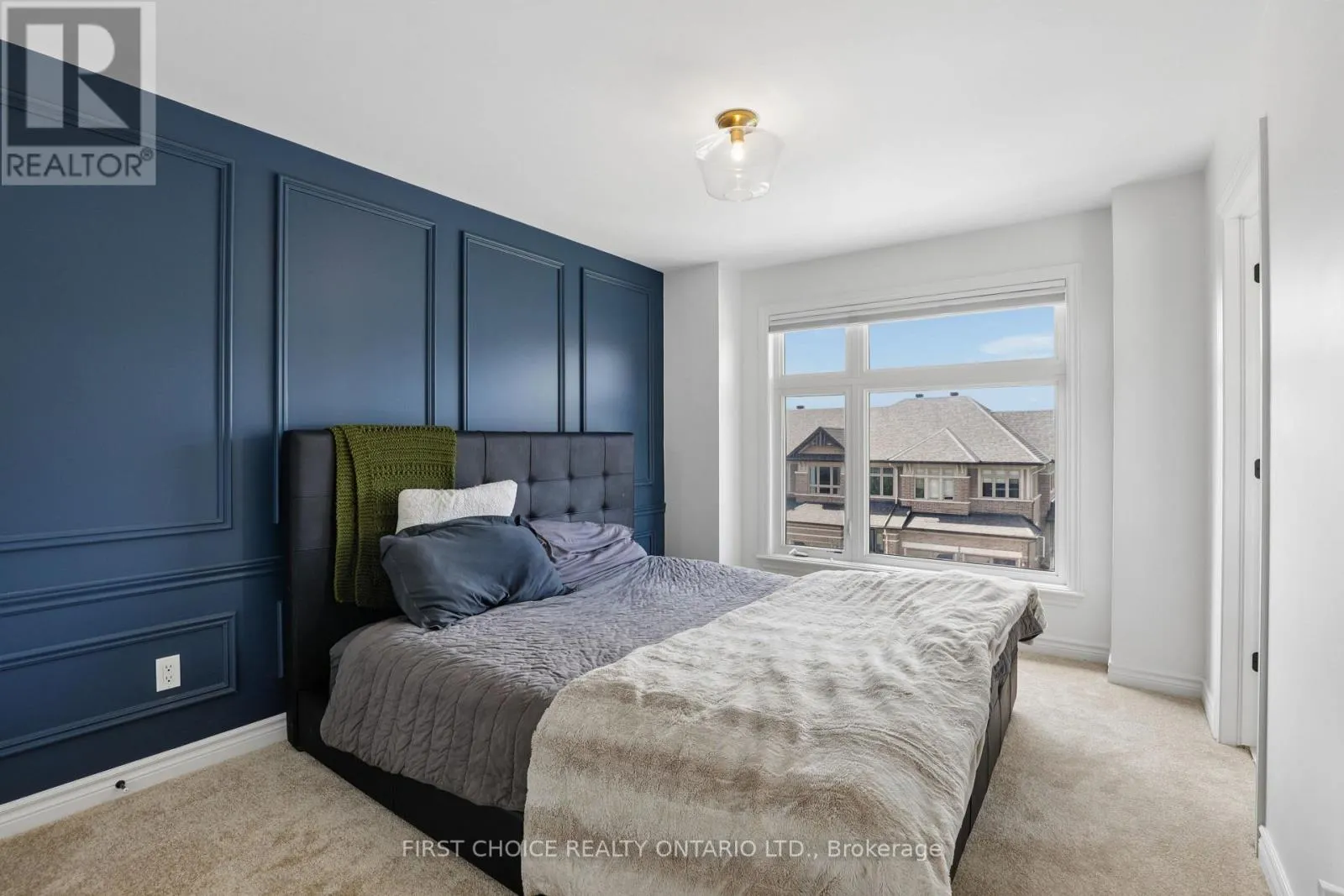 124 NUTTING CRESCENT
