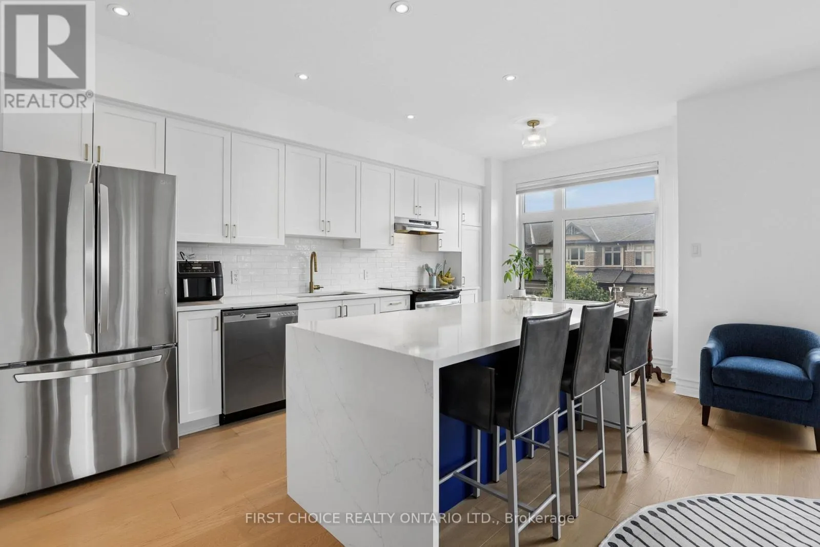 124 NUTTING CRESCENT