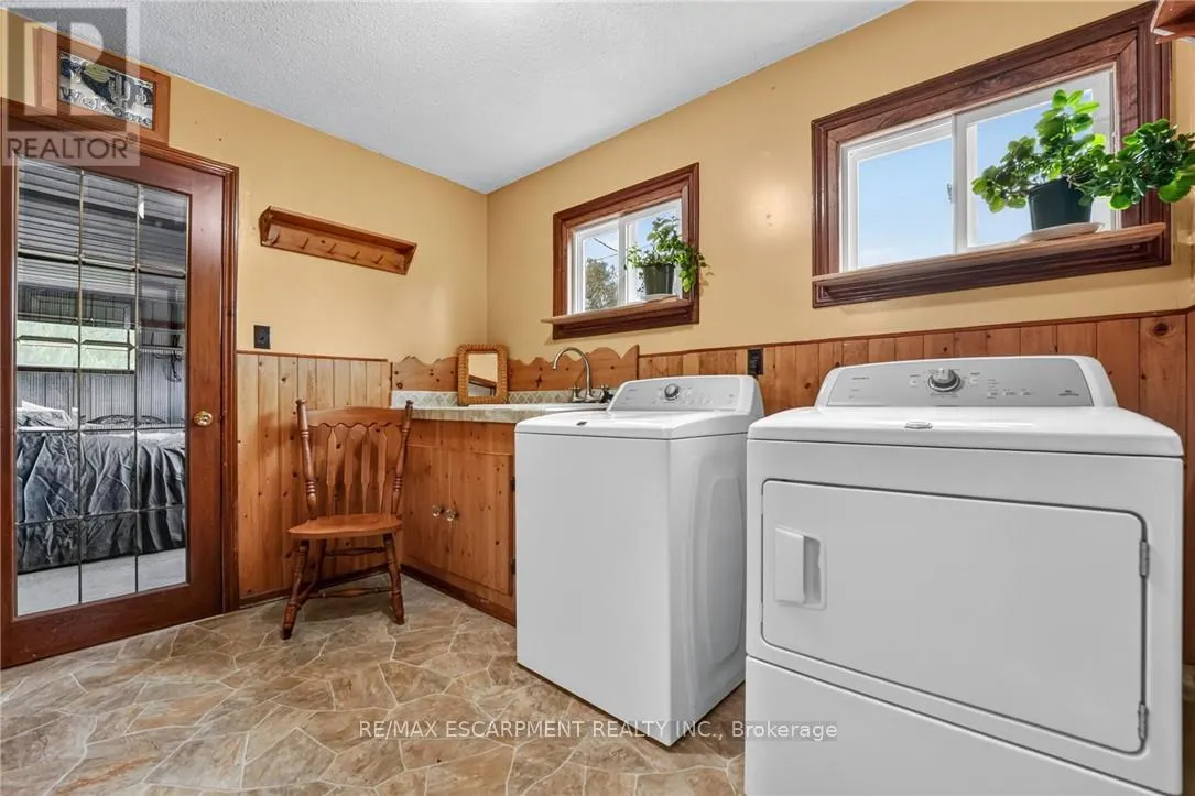 3294 SOUTH GRIMSBY ROAD 7