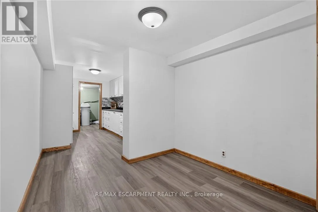 3294 SOUTH GRIMSBY ROAD 7
