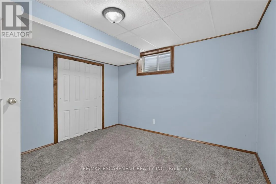 3294 SOUTH GRIMSBY ROAD 7