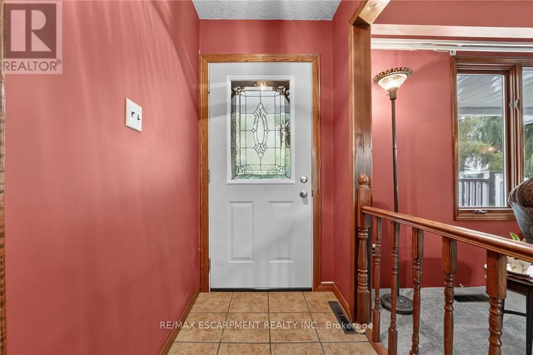 3294 SOUTH GRIMSBY ROAD 7