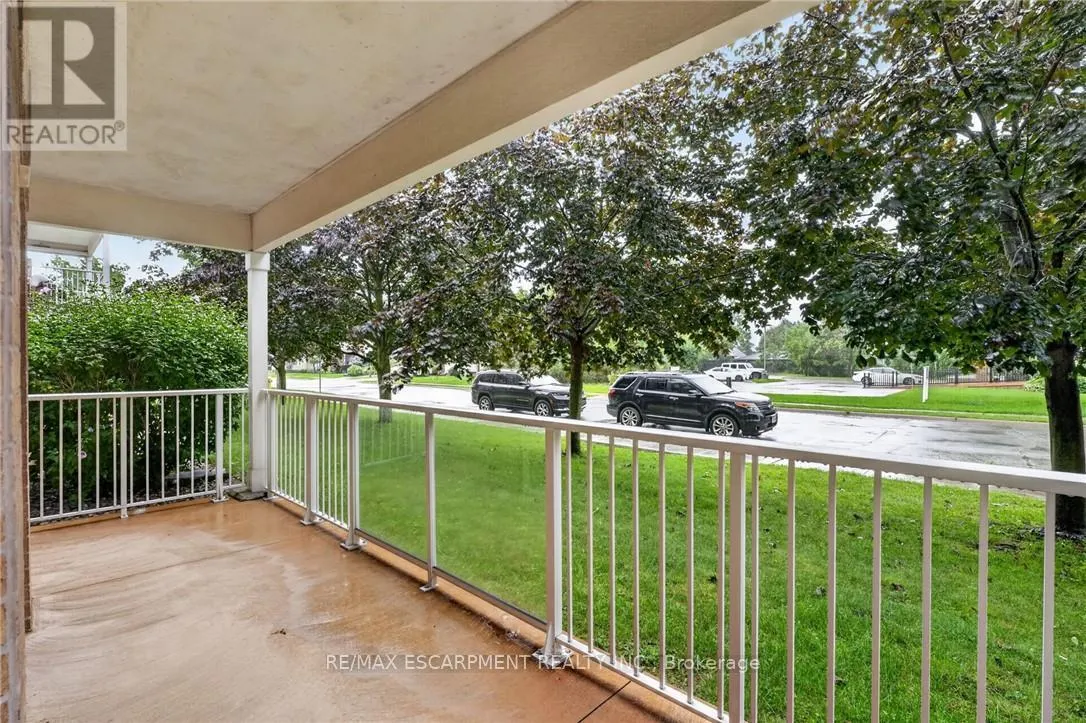 113 - 317 LOCK STREET W