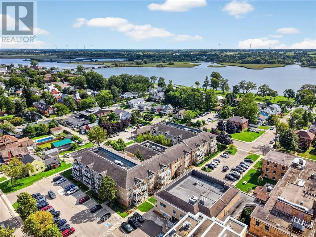 113 - 317 LOCK STREET W