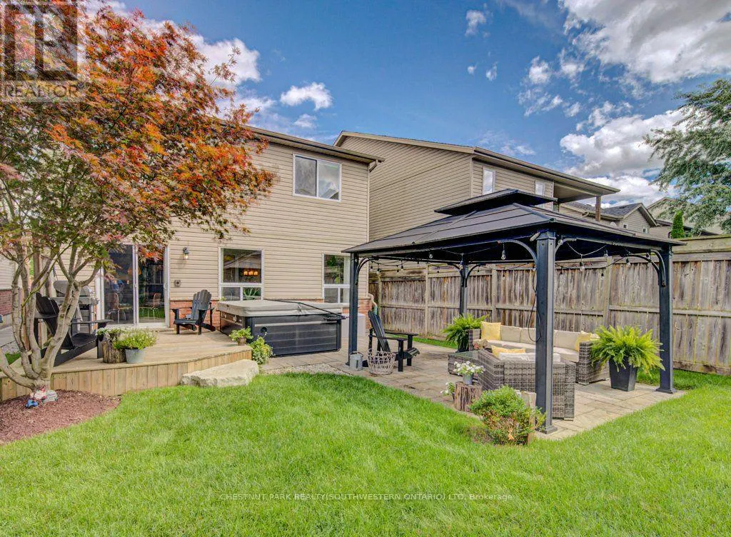 424 SAUVE CRESCENT