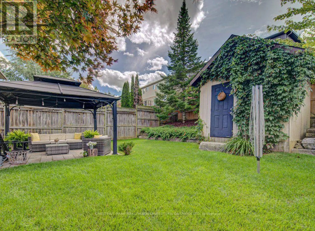 424 SAUVE CRESCENT