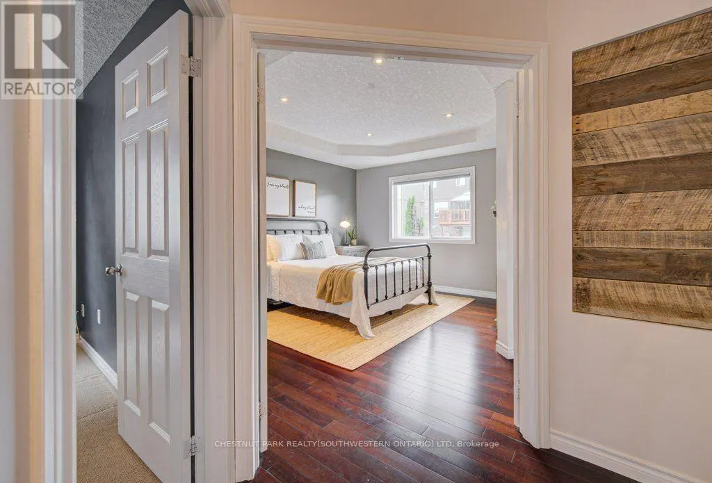 424 SAUVE CRESCENT