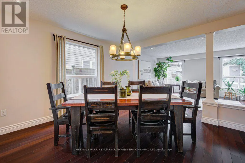 424 SAUVE CRESCENT