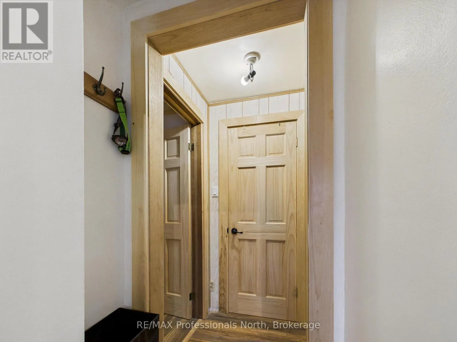 1102 UNIT #4 BIRCHCROFT ROAD
