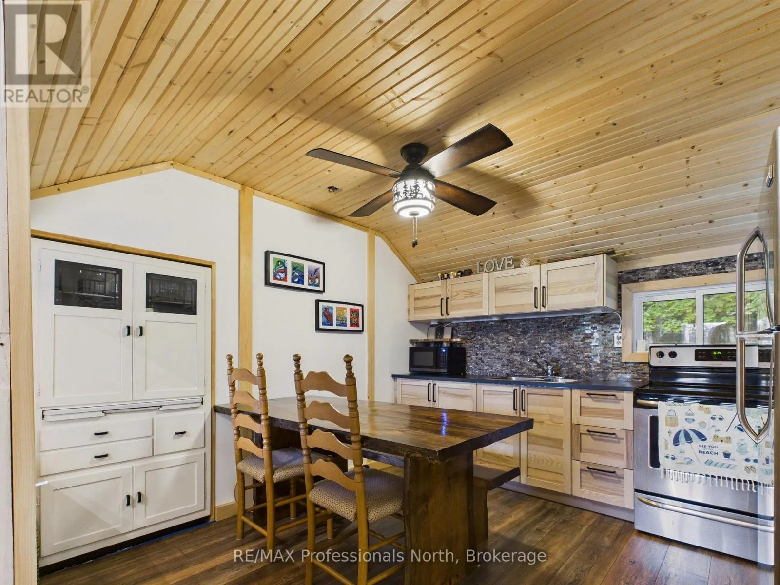 1102 UNIT #4 BIRCHCROFT ROAD